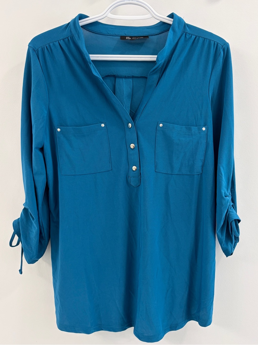 Lily Morgan Teal Button-Front Roll-Sleeve Blouse - Medium